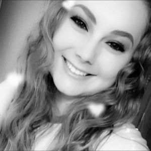 Meet your Posher, Katelynn